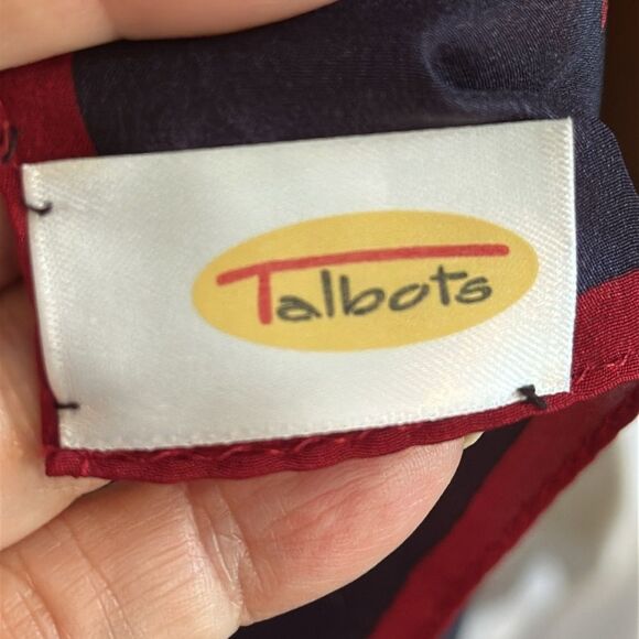 Vintage Talbots Seasonal Life of a Tree Red, Blue, Brown & Green Square Scarf - Picture 6 of 6